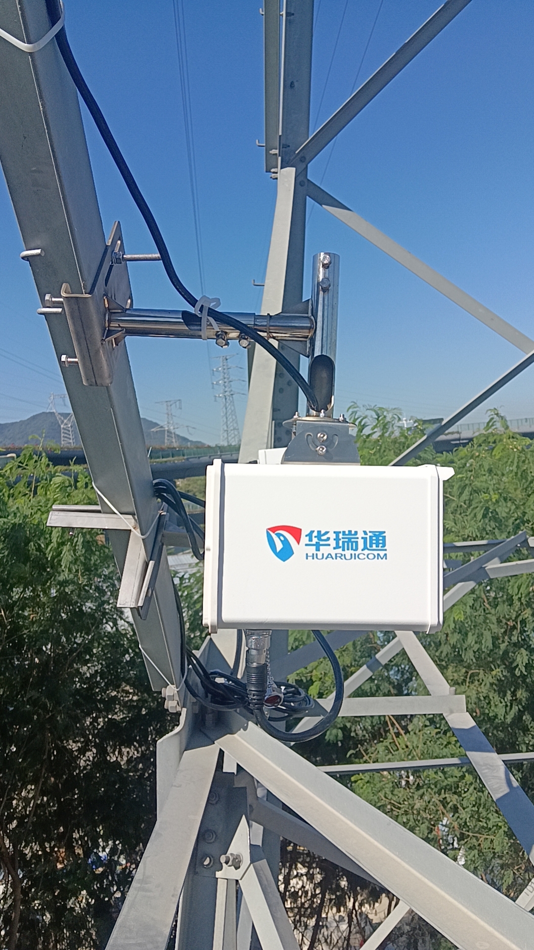 遠(yuǎn)距離熱成像透霧高清可見光攝像機